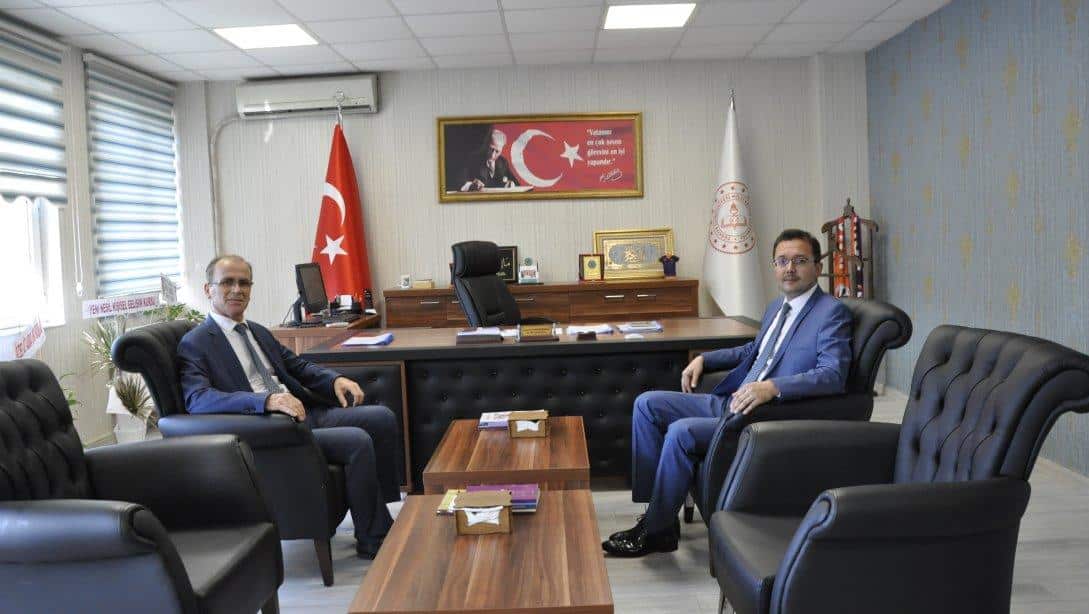 Karabük PTT Baş Müdürü Ahmet Karagöz İlçe Milli Eğitim Müdürümüzü Ziyaret Etti