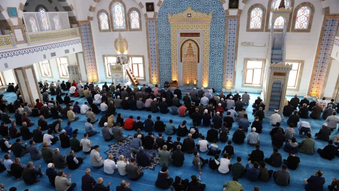Safranbolu Merkez Caminde Hatim ve Mevlid Programı Gerçekleştirildi