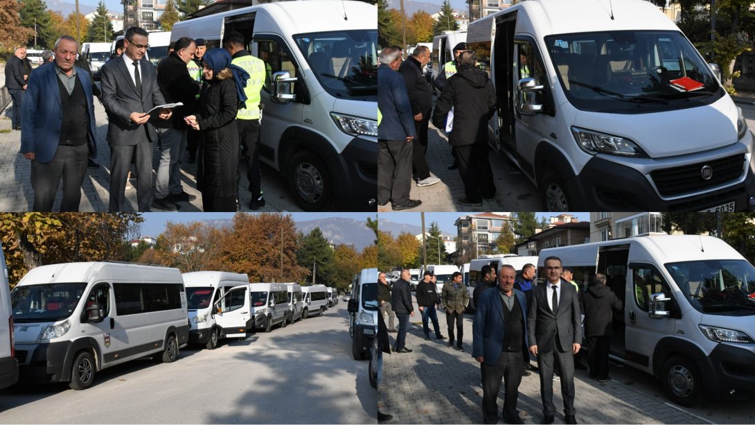 Safranbolu İlçemizde Hizmet Veren Okul Servis Araçlarının Denetimi Yapıldı